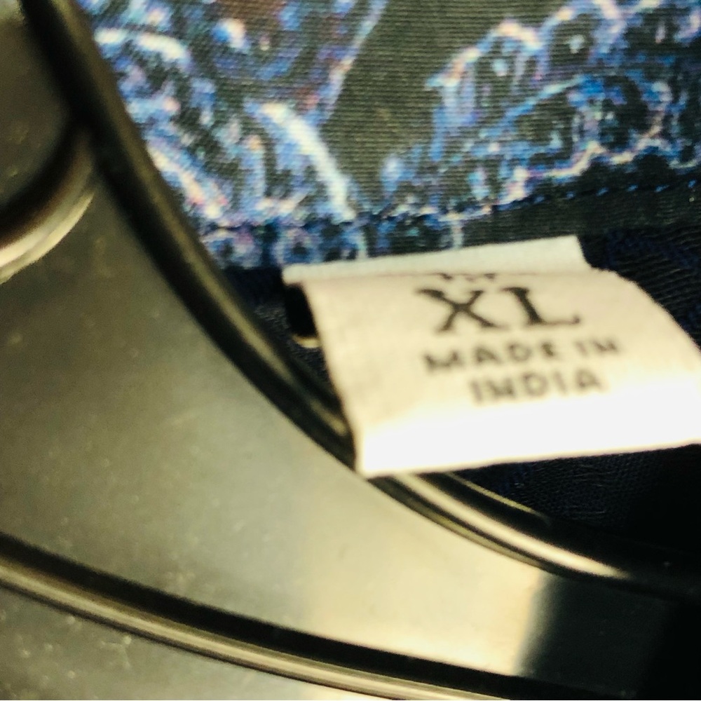 Robert Graham Navy Blue Patterned Button-Down Shi… - image 4